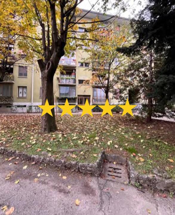 appartamento in vendita a Milano in zona Baggio