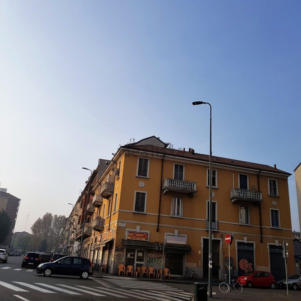appartamento in vendita a Milano in zona Famagosta