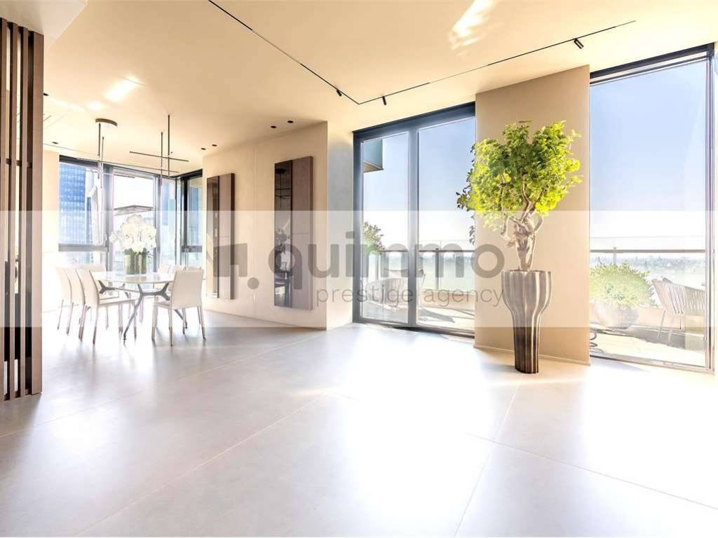 appartamento in vendita a Milano in zona Porta Nuova