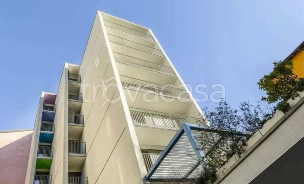 appartamento in vendita a Milano in zona Piazzale Lodi