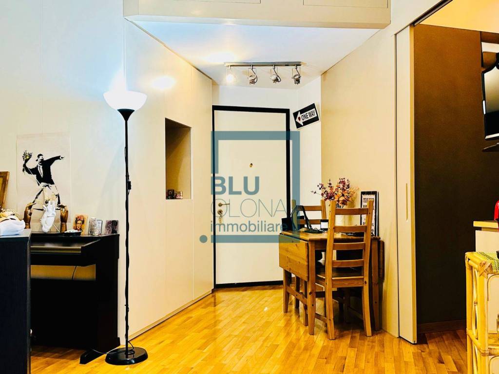 appartamento in vendita a Milano in zona Chiesa Rossa