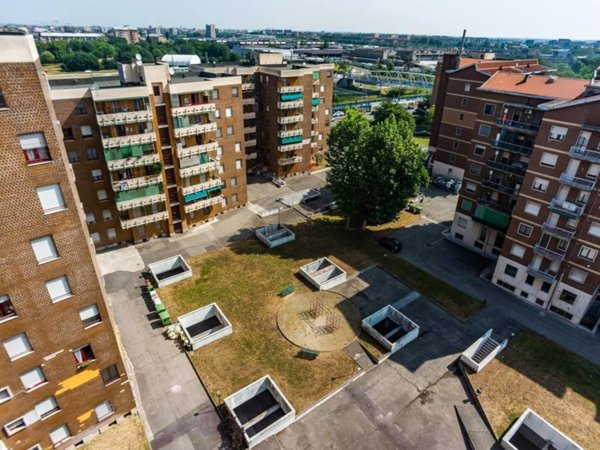 appartamento in vendita a Milano in zona Piazzale Lodi