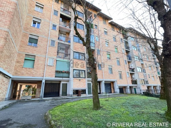 appartamento in vendita a Milano in zona Chiesa Rossa