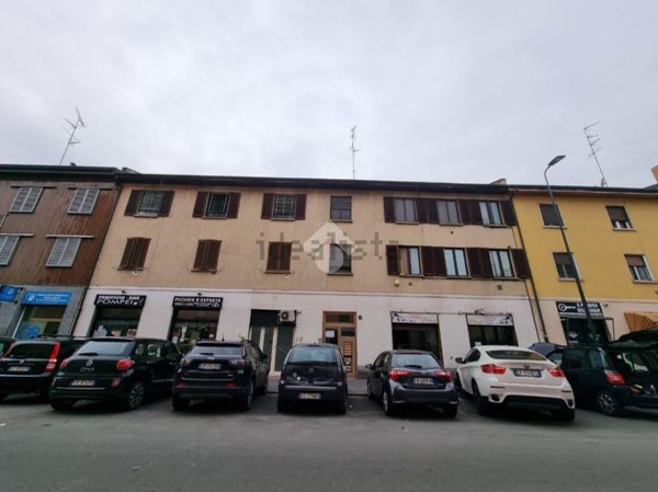 appartamento in vendita a Milano in zona Baggio