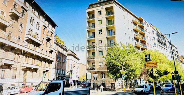 appartamento in vendita a Milano in zona Guastalla