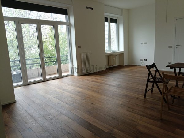 appartamento in vendita a Milano in zona Isola