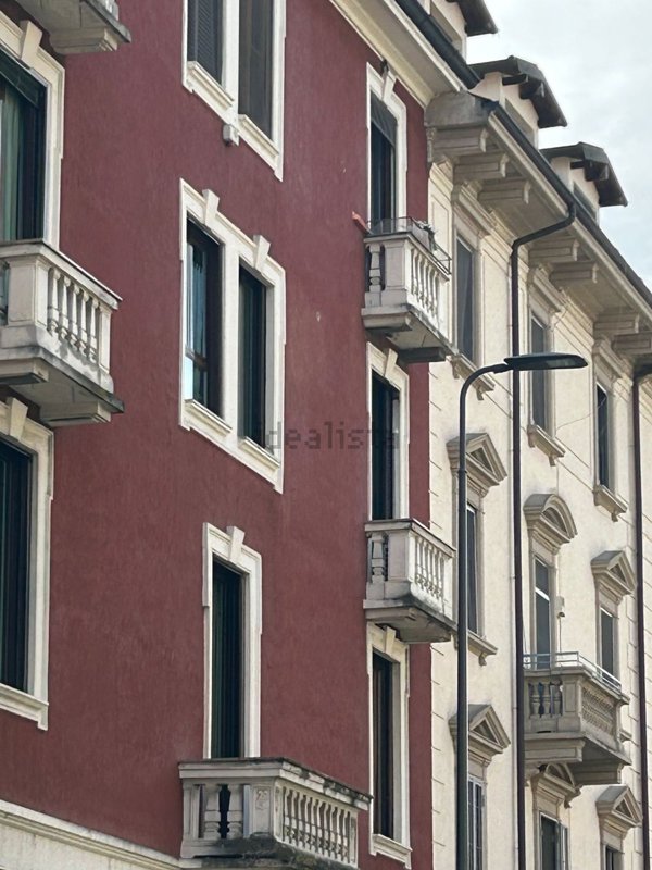 appartamento in vendita a Milano in zona Stadera