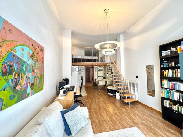 appartamento in vendita a Milano in zona Città Studi