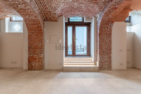 appartamento in vendita a Milano in zona Porta Venezia