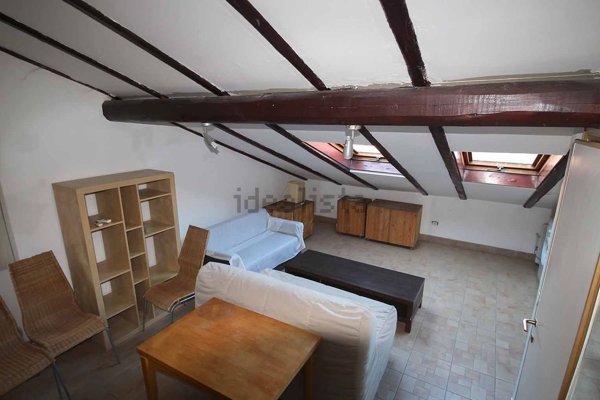 appartamento in vendita a Milano in zona Porta Genova