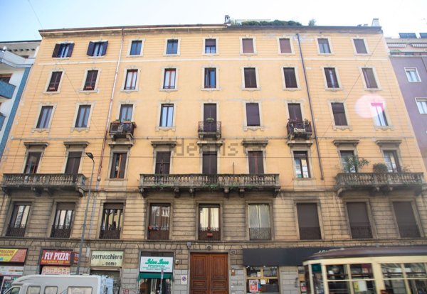 appartamento in vendita a Milano in zona Ponte Seveso