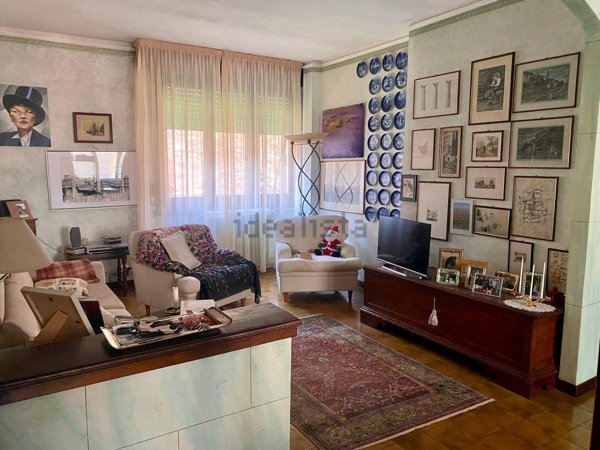 appartamento in vendita a Milano in zona Corvetto
