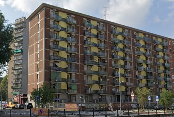 appartamento in vendita a Milano in zona Famagosta