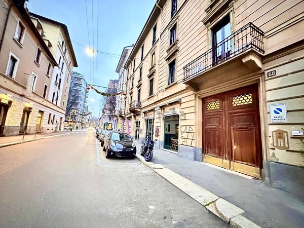 appartamento in vendita a Milano in zona Sempione
