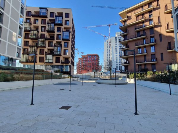 appartamento in vendita a Milano in zona Isola