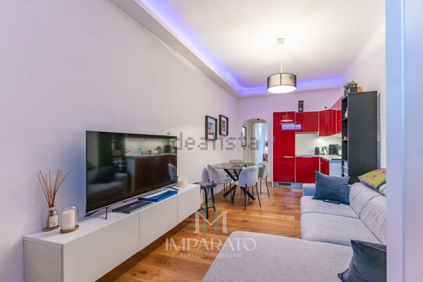 appartamento in vendita a Milano in zona Porta Garibaldi