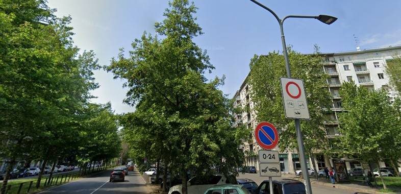 negozio in vendita a Milano in zona Sempione
