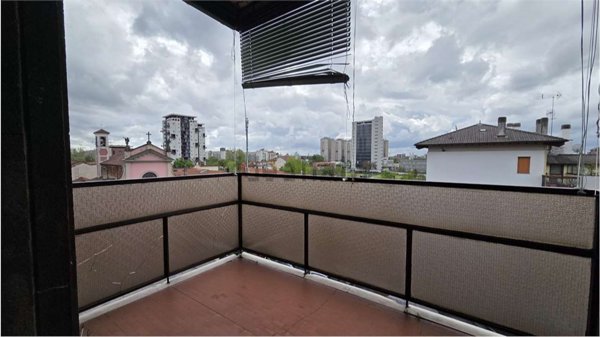 appartamento in vendita a Milano in zona Quarto Oggiaro