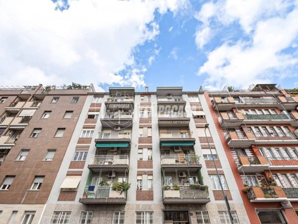 appartamento in vendita a Milano in zona Piazzale Lodi