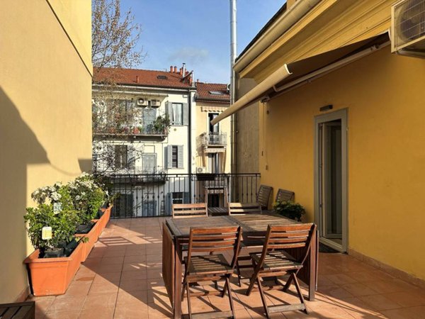 appartamento in vendita a Milano in zona Isola