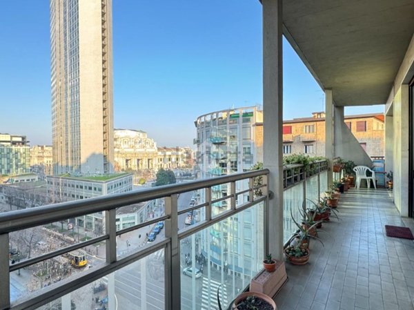 appartamento in vendita a Milano in zona Centro Direzionale