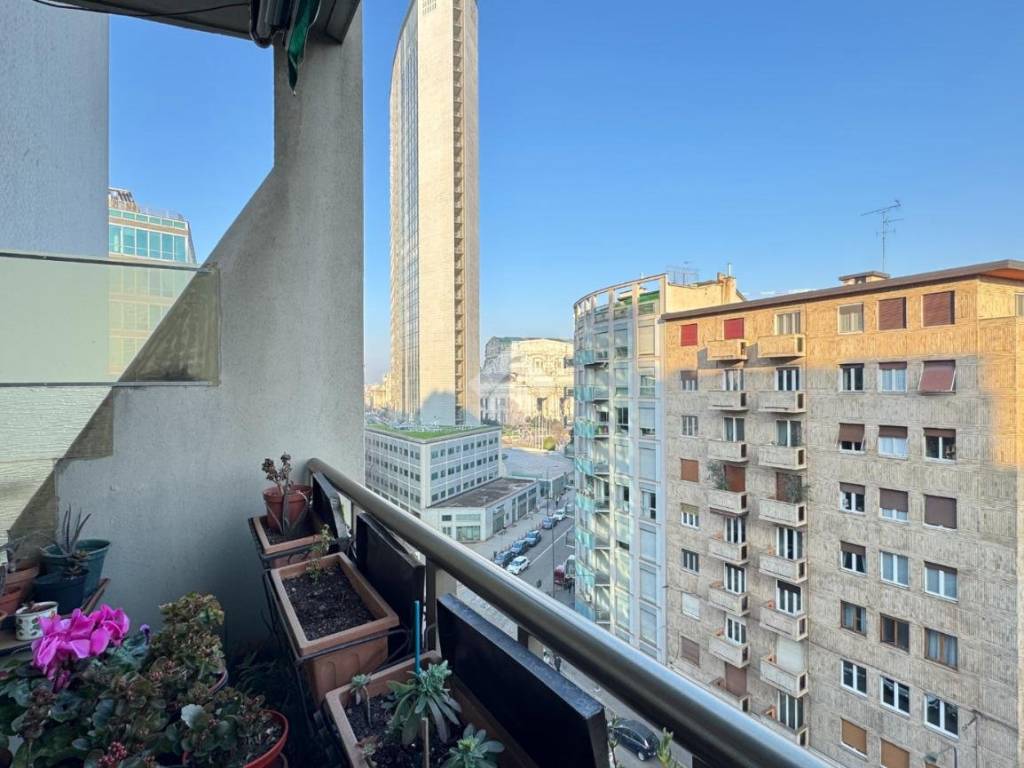 appartamento in vendita a Milano in zona Centro Direzionale