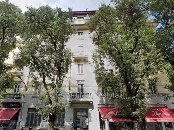 appartamento in vendita a Milano in zona Isola