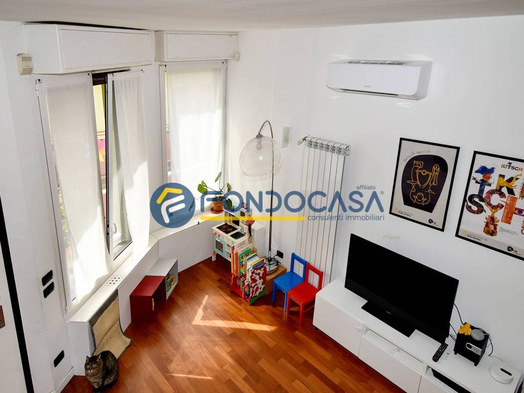 appartamento in vendita a Milano in zona Gorla
