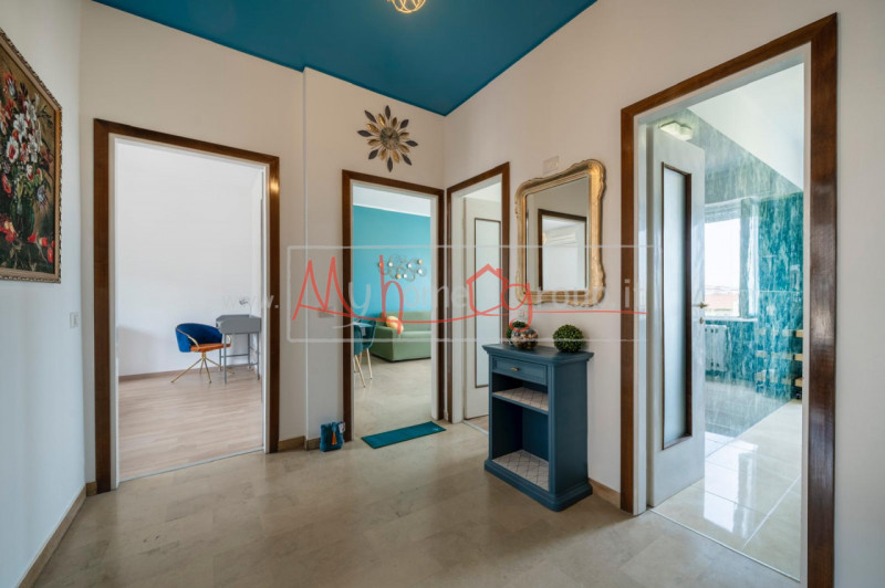 appartamento in vendita a Milano in zona Isola