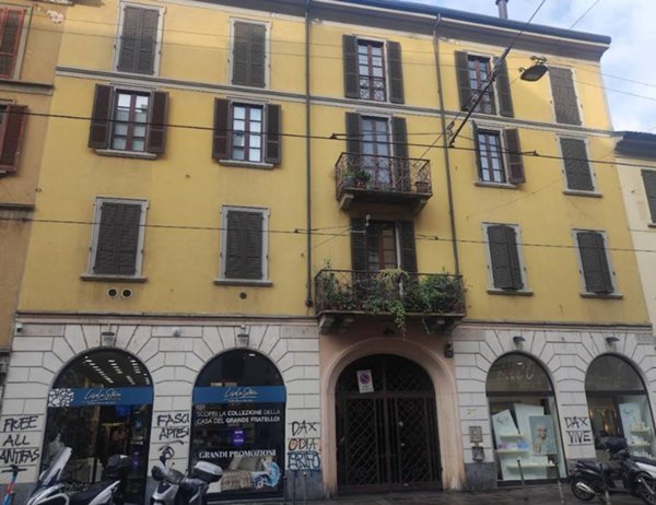 appartamento in vendita a Milano in zona Bocconi