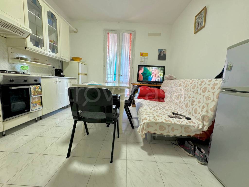 appartamento in vendita a Milano in zona Corvetto