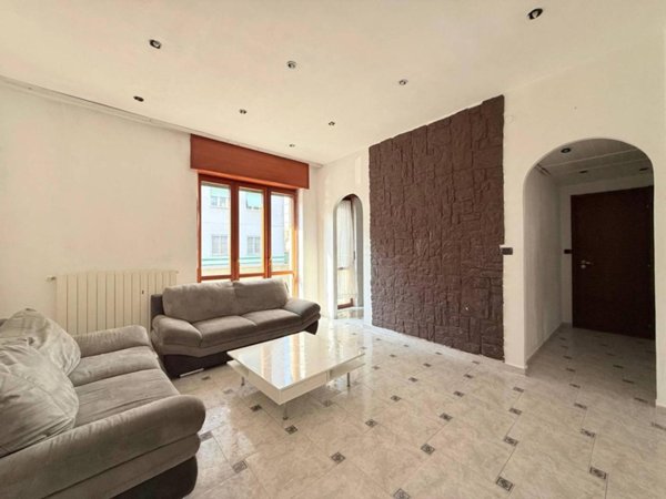 appartamento in vendita a Milano in zona Vigentino