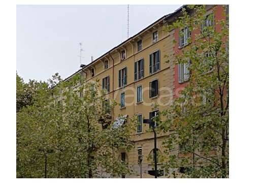 appartamento in vendita a Milano in zona Porta Nuova