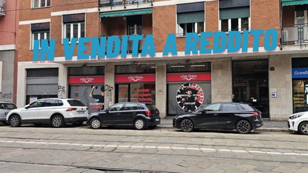 locale commerciale in vendita a Milano