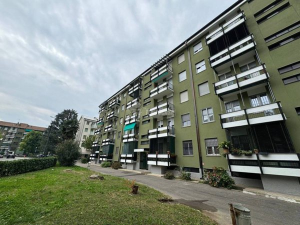 appartamento in vendita a Milano in zona Bovisa