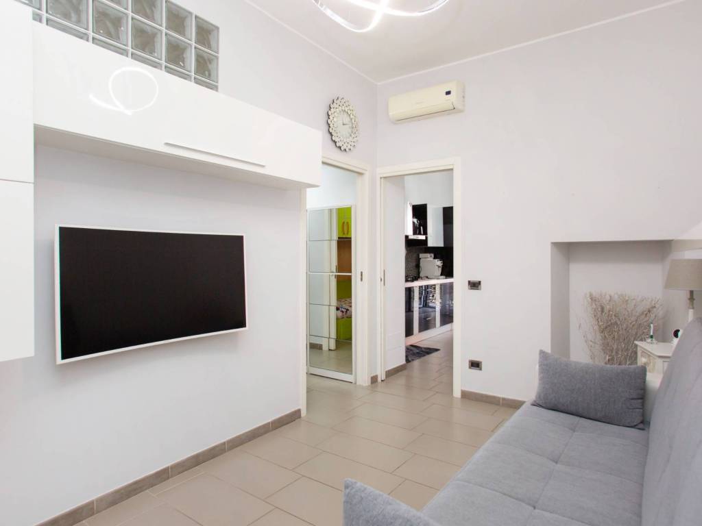 appartamento in vendita a Milano in zona Sempione