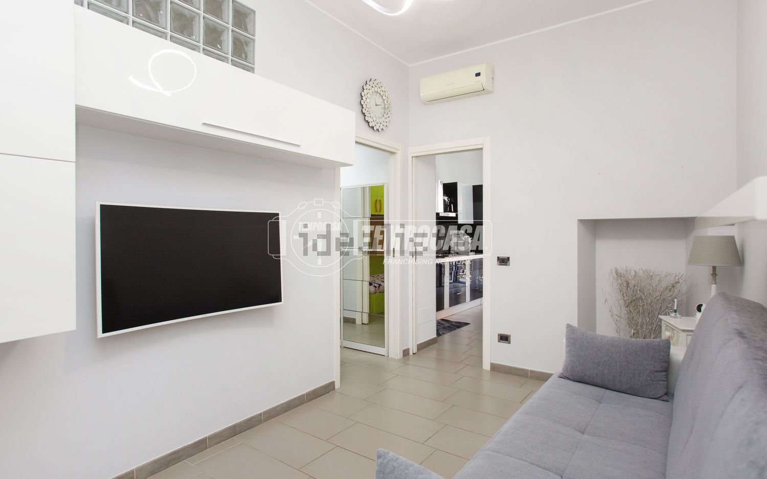 appartamento in vendita a Milano in zona Sempione