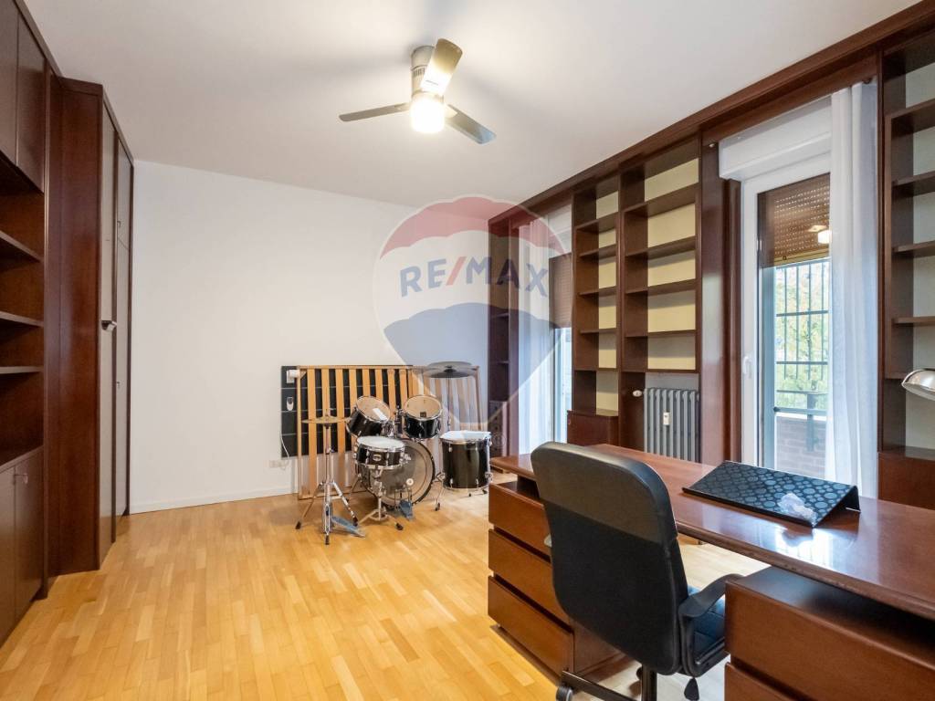 appartamento in vendita a Milano in zona Chiesa Rossa