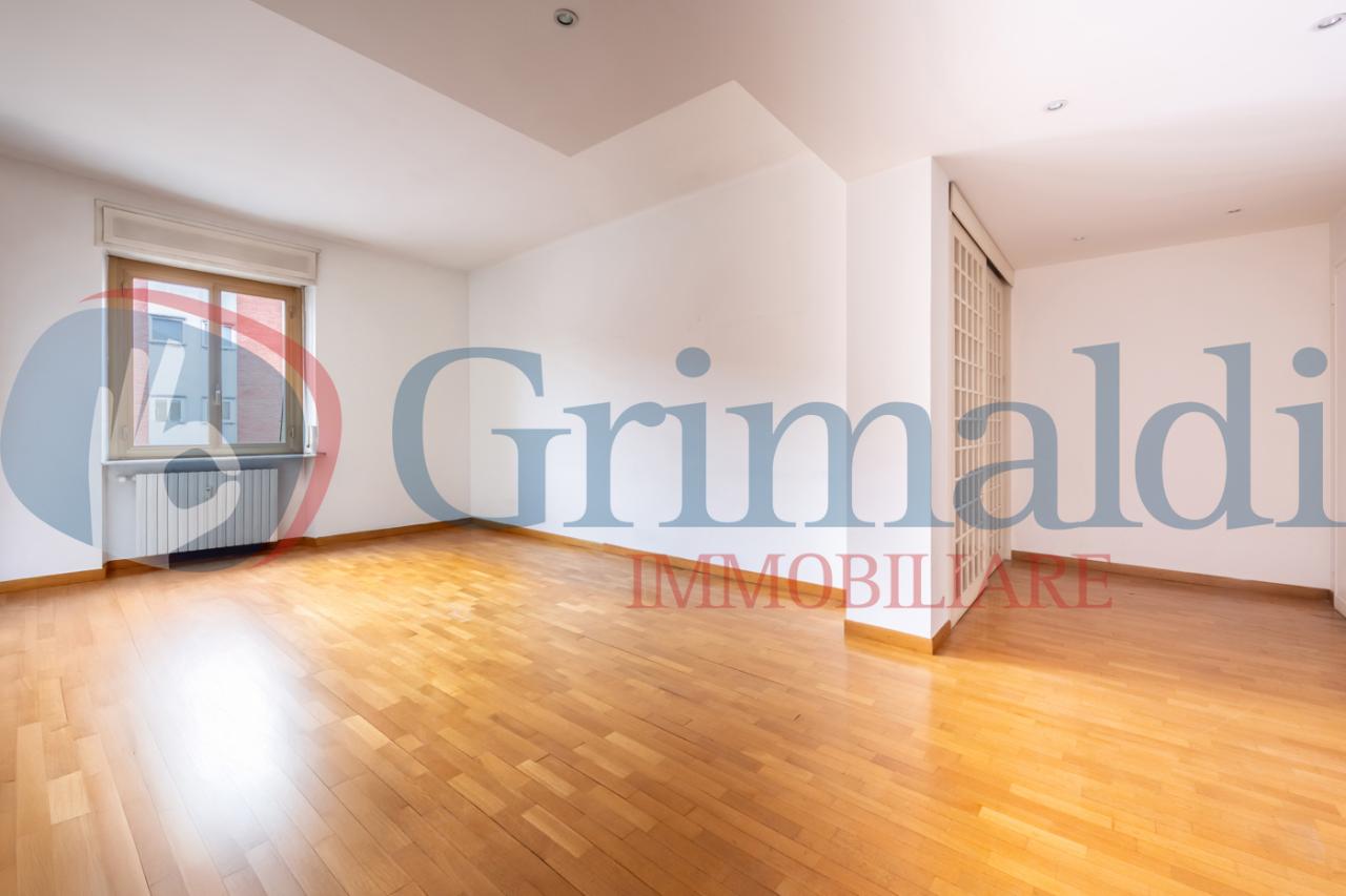 appartamento in vendita a Milano in zona Casoretto