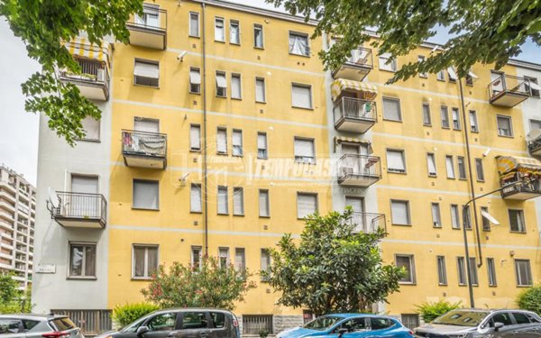 appartamento in vendita a Milano in zona Vigentino