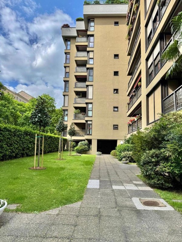 appartamento in vendita a Milano
