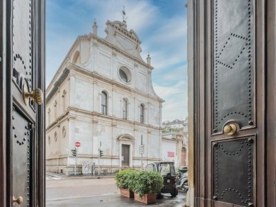 appartamento in vendita a Milano in zona Cadorna