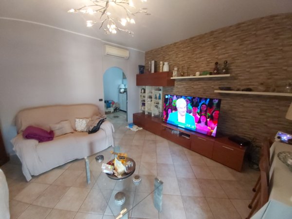 appartamento in vendita a Milano in zona Quartiere degli Olmi