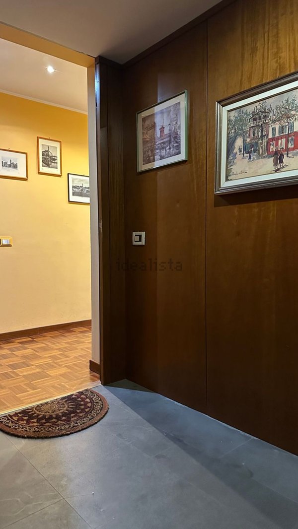 appartamento in vendita a Milano in zona Ronchetto sul Naviglio