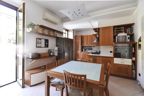 appartamento in vendita a Milano in zona Gorla
