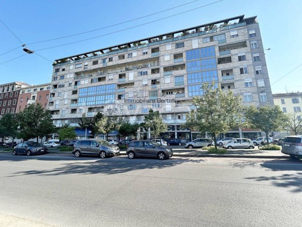 appartamento in vendita a Milano in zona Piazzale Lodi