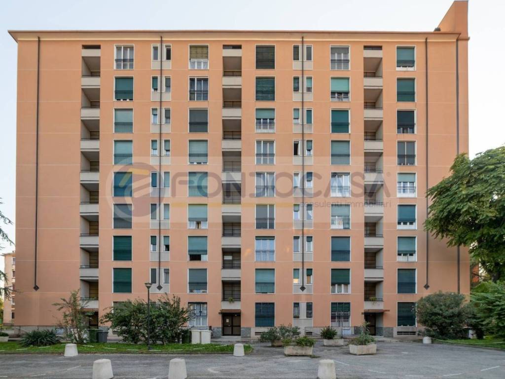 appartamento in vendita a Milano in zona Crescenzago