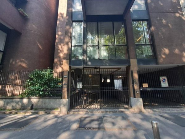 appartamento in vendita a Milano in zona Centro Storico