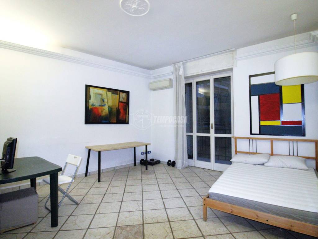 appartamento in vendita a Milano in zona Rogoredo