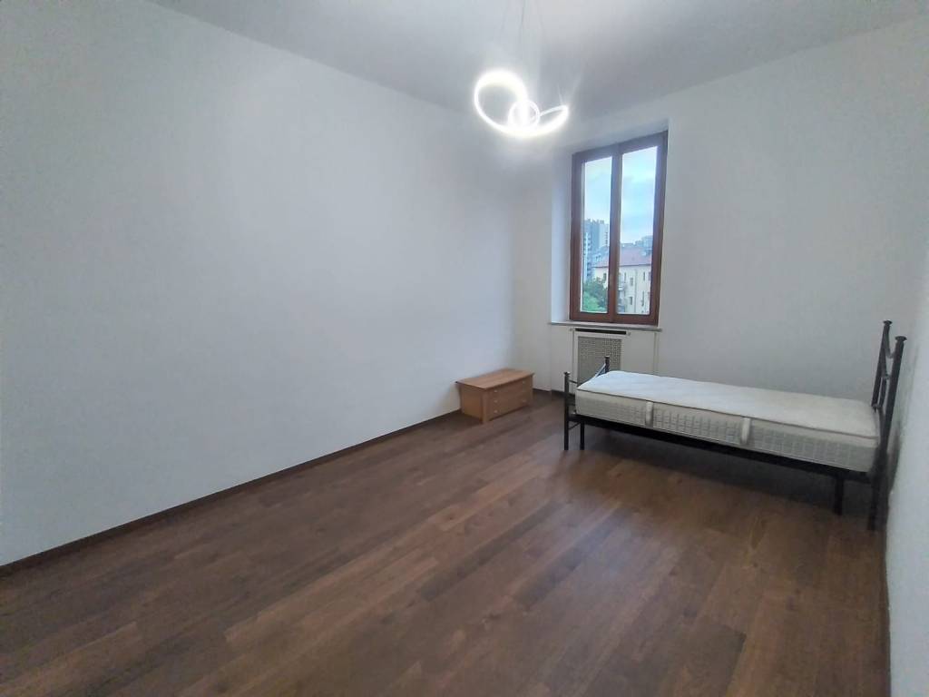 appartamento in vendita a Milano in zona Crescenzago